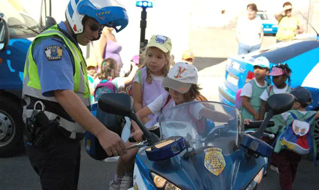 Policia_local_kinder_motorrad
