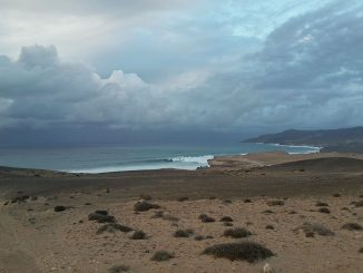 20161024 Dunkle Wolken La Pared