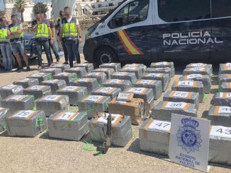 800kg Kokain, das die Polizei an Bord eines Segelbootes gefunden hat