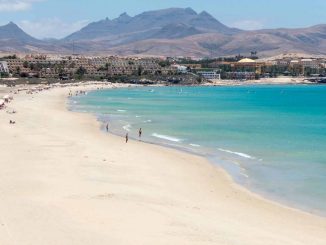 Menschenleere Strände auf Fuerteventura w