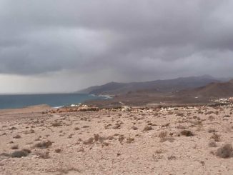 La Pared Regen und Wolken