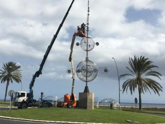 Windspiel „Fobos“ soll noch diese Woche wieder komplett im Süden Fuerteventuras stehen 3 Fobos wiederaufbau web