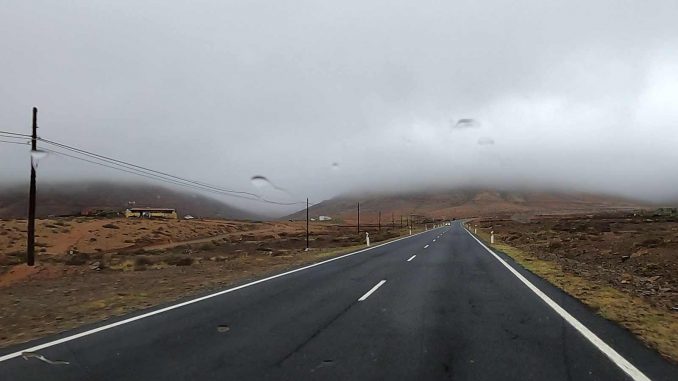 Regen-Fuerteventura-Tuineje-Pajara-Berge-Wolken