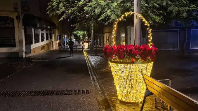 Es weihnachtet sehr auf Fuerteventura 1 Weihnachtsbeleuchtung Morro Jable Fuerteventura