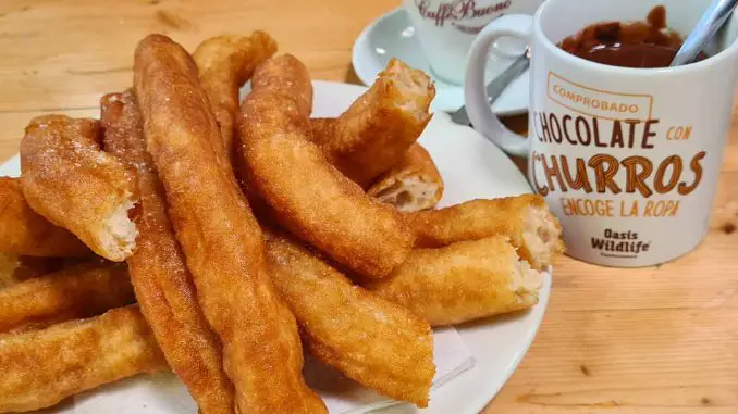 Churros-Schokolade-Kaffee