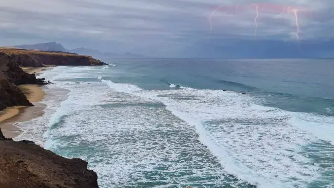 Gewitter-Fuerteventura-La-Pared