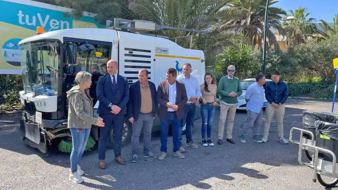 Straßenkehrmaschine-Costa-Calma-Pajara-Fuerteventura