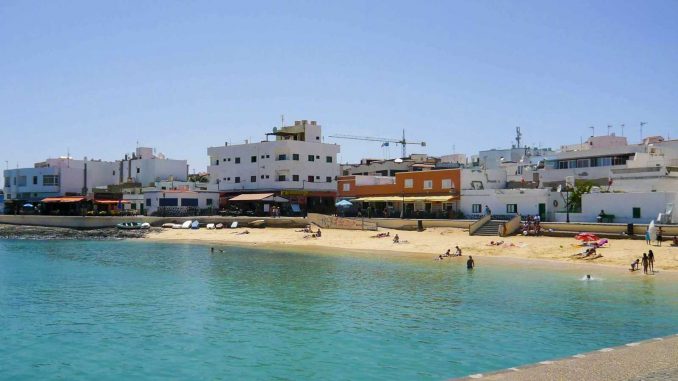 Playa-Muelle-Chico-Corralejo-Fuerteventura