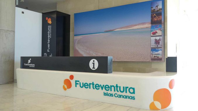 Touristeninformation-Flughafen-Fuerteventura