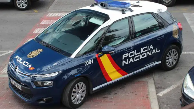 Auto-Policia-Nacional