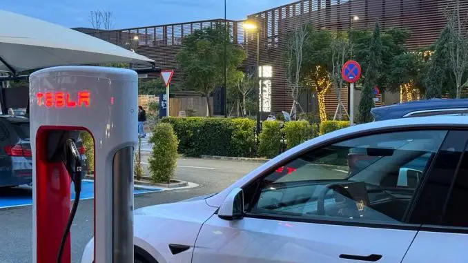 Mit-dem-Tesla-nach-Fuerteventura