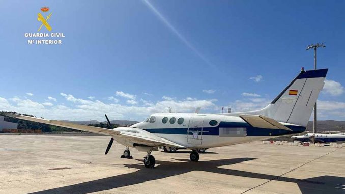Beschlagnahmtes-Flugzeug-Fuerteventura
