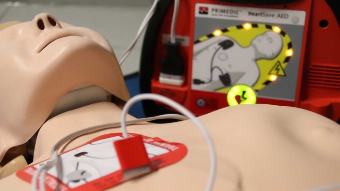 Defibrillator