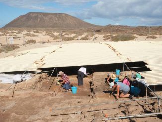Ausgrabungen Lobos Dach