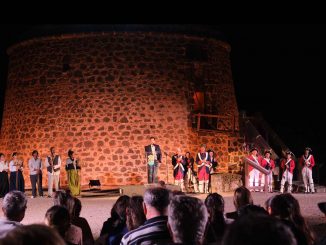 Torre del Toston El Cotillo Nacht Einweihung