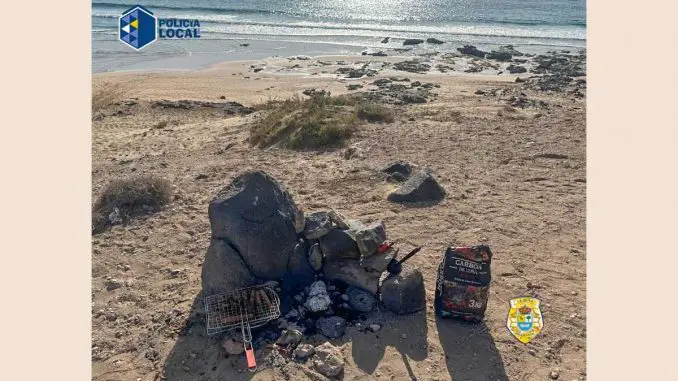 Gemeindepolizei von La Oliva erinnert an Grill-Verbot am Strand auf Fuerteventura 1 Grillen am Strand auf Fuerteventura verboten