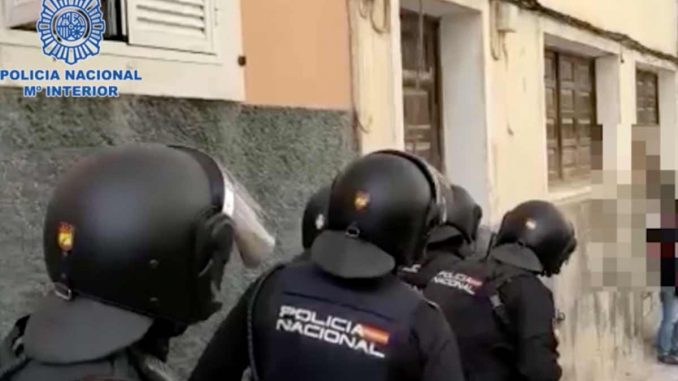 Policia-Nacional-Festnahme