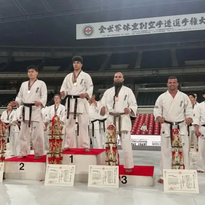 Fuerteventuras legendärer Karateka Alejandro Navarro holt 18. EM-Titel im Kyokushin Karate 1 image
