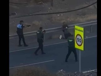Polizei Fuerteventura Messer Taser
