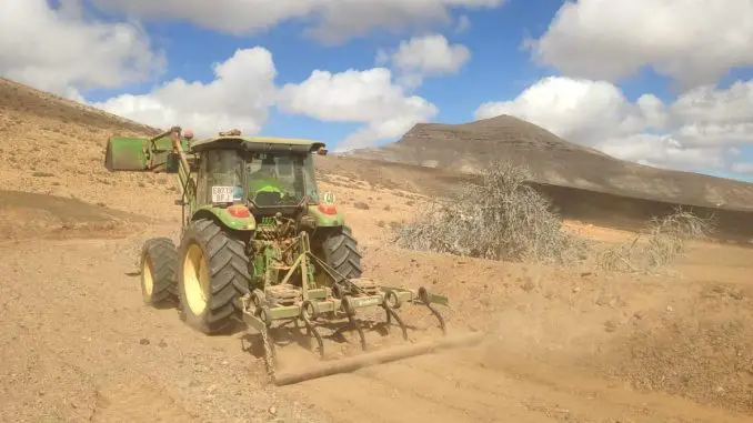 Traktor-Saatkampagne