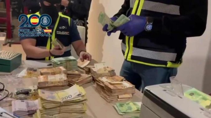 Nationalpolizei-Geld