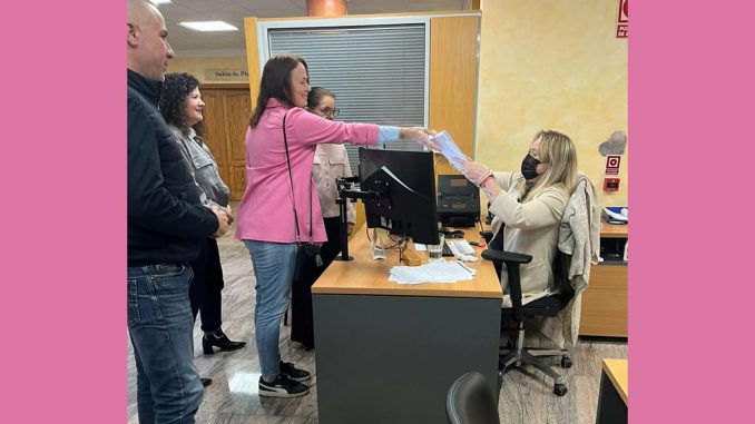 Übergabe_Unterschriften_Antigua_Notdienst