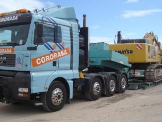 Cororasa Tieflader mit Bagger