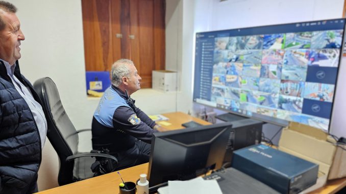 Antigua neue Kameras