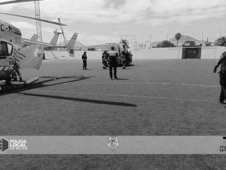 Hubschrauber Kleinkind Lajares web sw