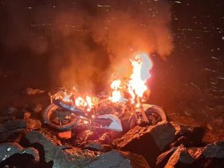 Brennendes Motorrad