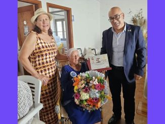 Cumple 102 Asuncion Betancuria