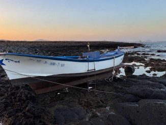 Gestrandetes Fischerboot Puerto del Rosario