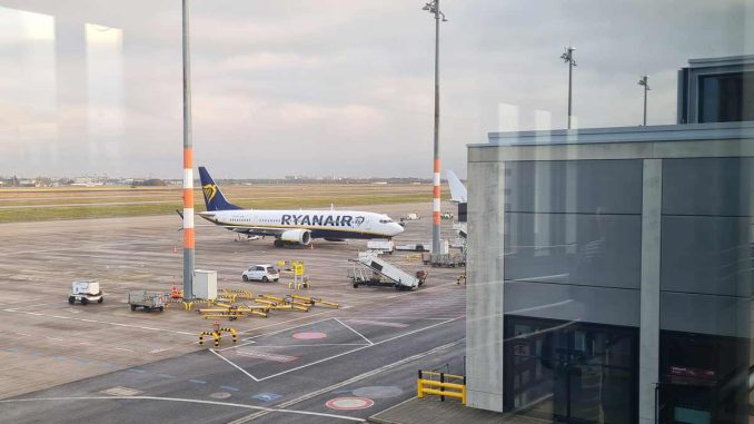 Ryanair-am-Flughafen-Berlin-BER